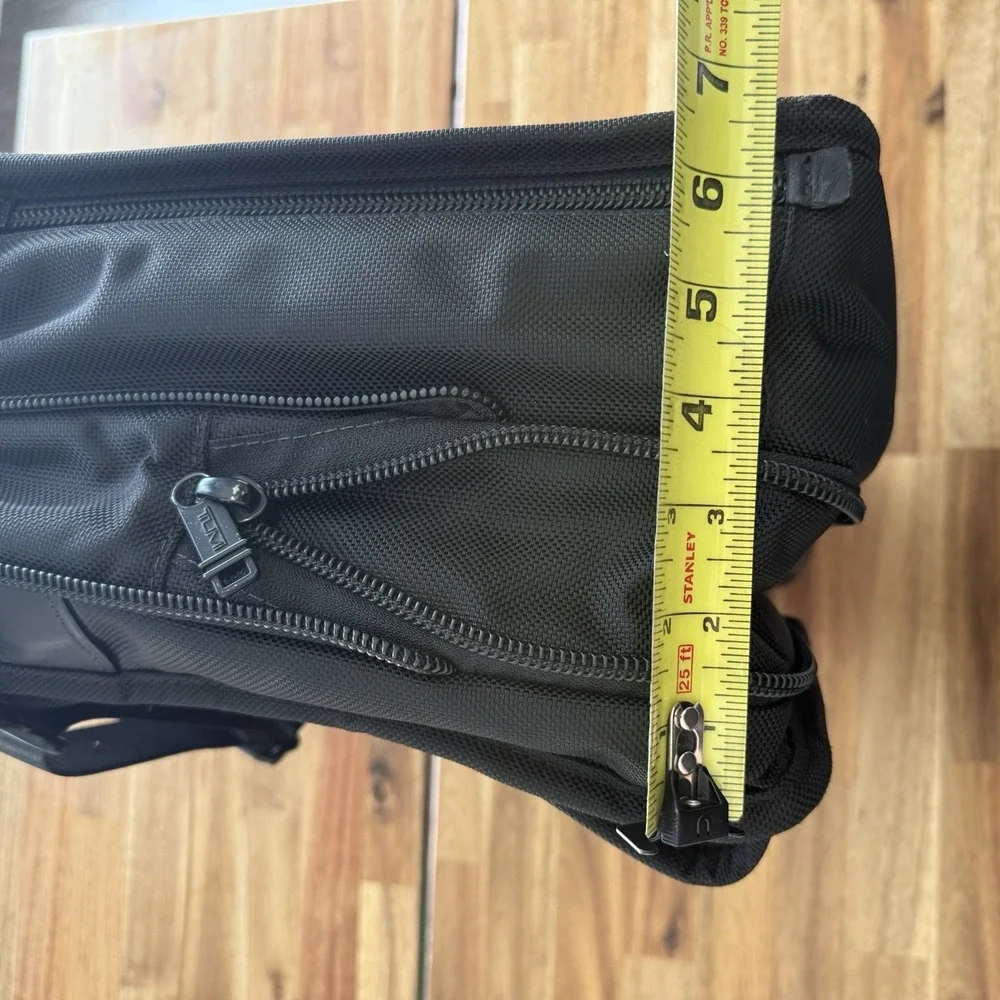 TUMI ALPHA Large Expandable Organizer Computer Brief Business Bag Travel 26160DH